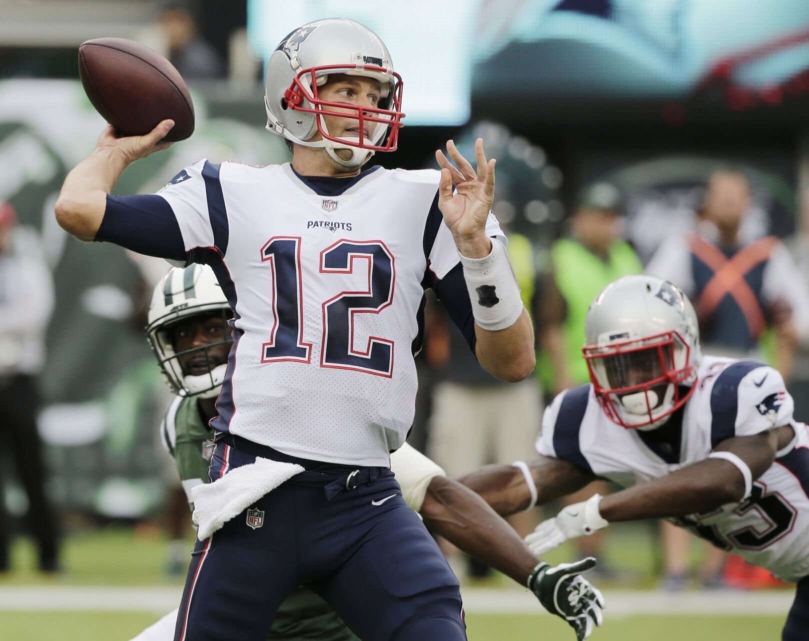 2017: Tom Brady posts most wins by starting QB in NFL history